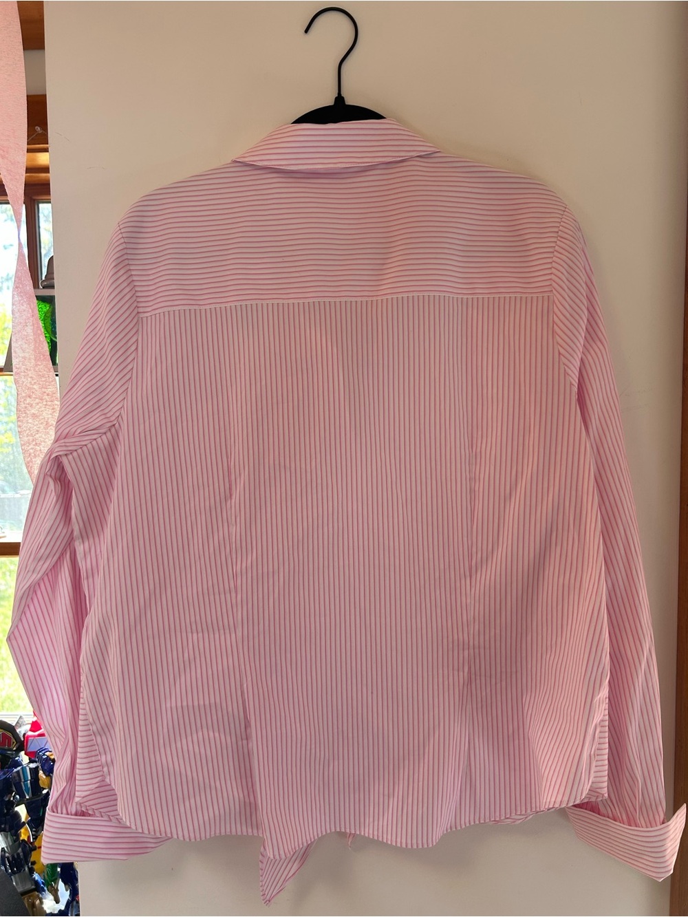 Lilly Pulitzer The Lilly Tie Shirt Conch Shell Pink Size XLarge NWT - Picture 9 of 10